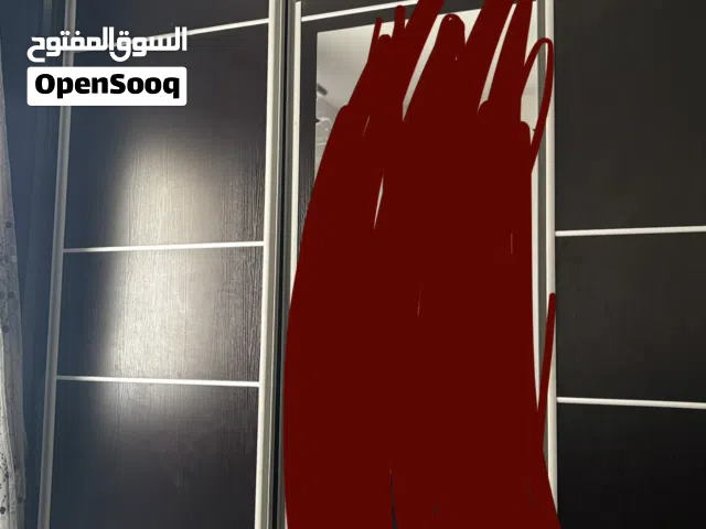 خزانة وغسالة lg للبيع