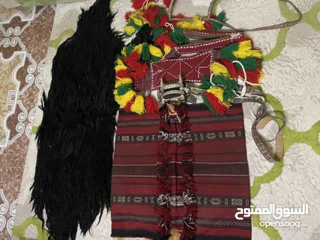 للبيع زانه شداد فيه فضه و جاعد طوله 8 اشبار ونص وزانه ماء عليه كلام