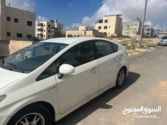 Used Toyota Prius in Amman