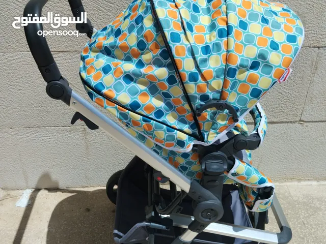 عرباية أطفال - استعمال اسبوع فقط البيع بسبب السفر من ماركة little tikes بسعر مغري