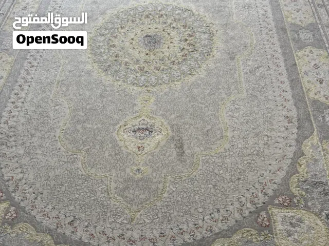 سجاد رائع للبيع