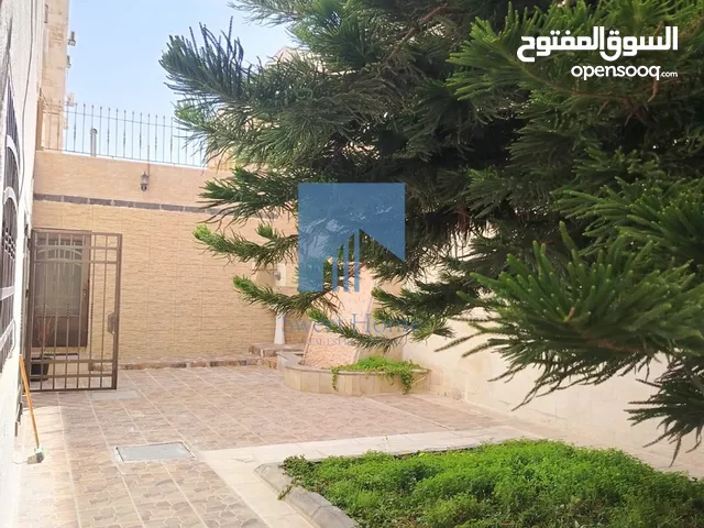 200 m2 3 Bedrooms Apartments for Sale in Amman Um Uthaiena