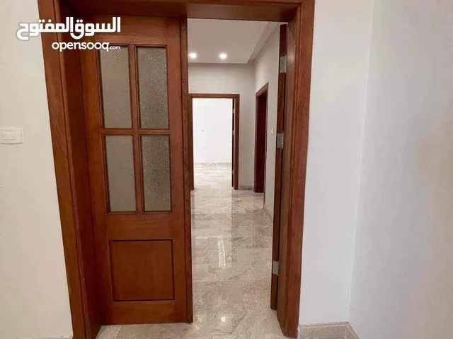 220m2 More than 6 bedrooms Apartments for Sale in Tripoli Al-Seyaheyya