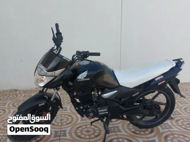 السلام عليكم للبيع هوندا 150 سي سي بحاله الوكاله ولايه قريات