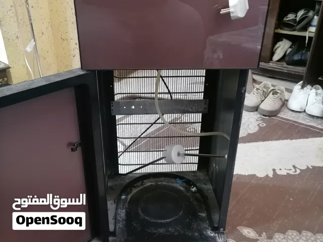 كولر مي قارورة سفليه بحاجة إلى صيانه