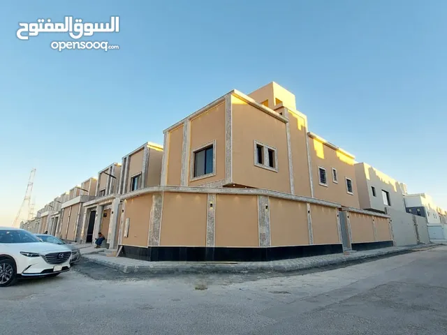 250m2 4 Bedrooms Villa for Sale in Al Riyadh Tuwaiq