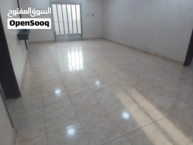 250 m2 3 Bedrooms Apartments for Rent in Hawally Salwa