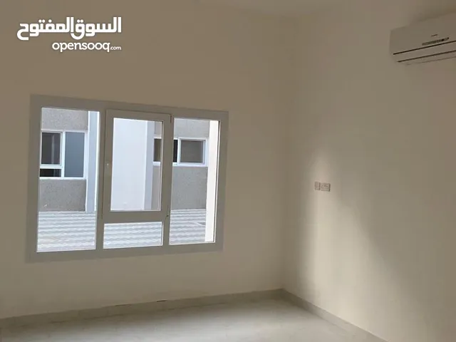 300m2 4 Bedrooms Villa for Sale in Muscat Al-Hail