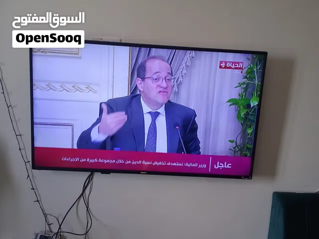 شاشة بحالة جيده جدا