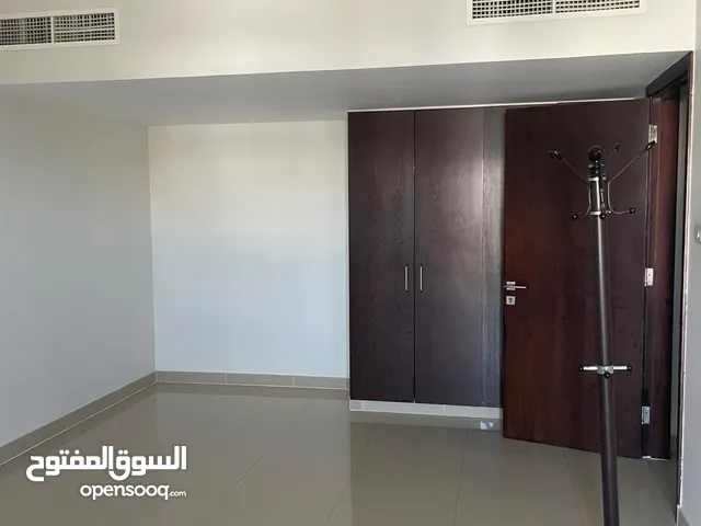 شقة للايجار او البيع في امواج