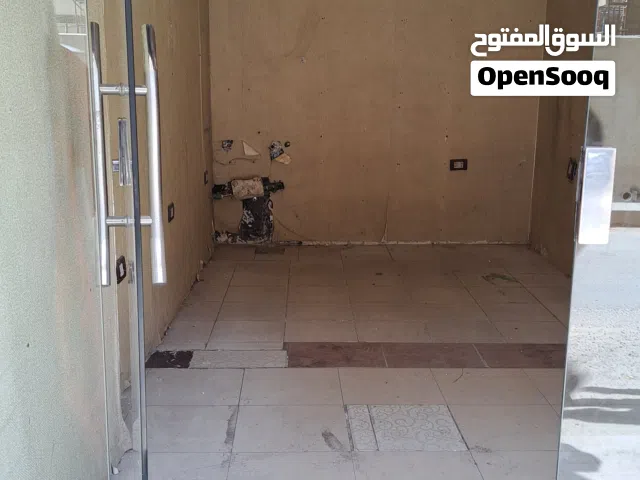 للبيع بسيدى بشر بشارع الملك حفنى بحرى