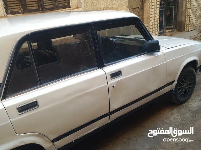 لادا روسي 2105موديل 94 للبيع