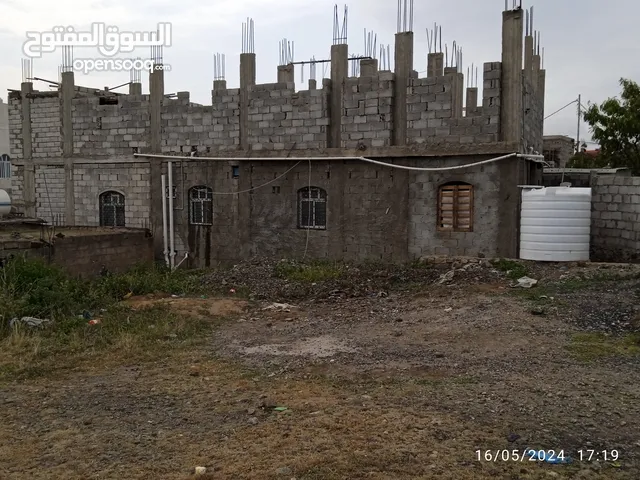 300m2 4 Bedrooms Townhouse for Rent in Taiz Other
