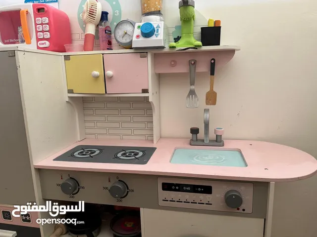 مطبخ اطفال خشبي مع لوازمه
