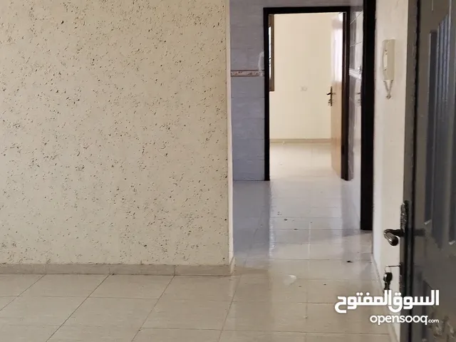 110 m2 2 Bedrooms Apartments for Rent in Tulkarm Al Hay Al Shamali