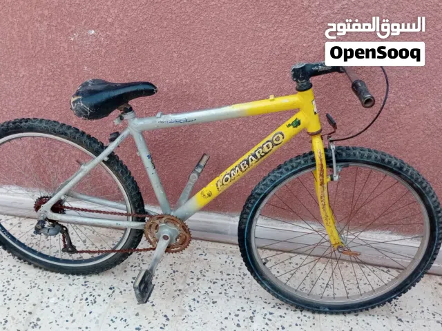 السلام عليكم دراجه للبيع رقم 26 المونيوم ايطاليه دراجه ربي يبارك المكان الزاويه السعر 250د شوف وصف