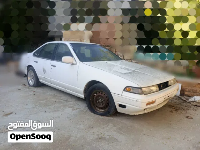 نيسان التيما 1989 cefiro A31 للبيع اقرأ الاعلان