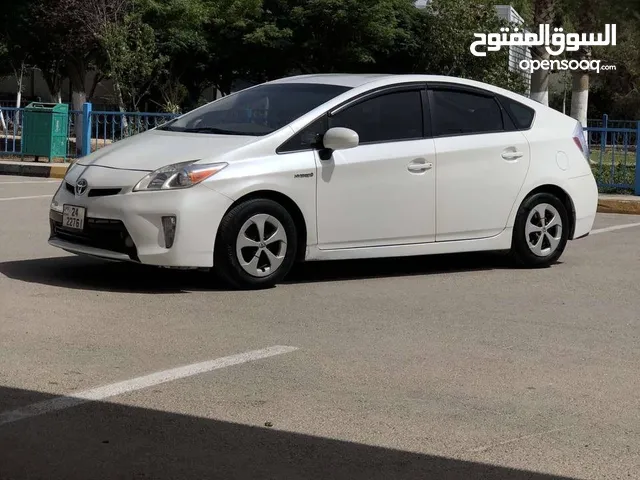Used Toyota Prius in Zarqa