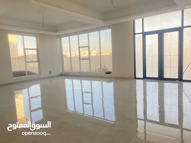 10000 m2 5 Bedrooms Villa for Sale in Sharjah Hoshi