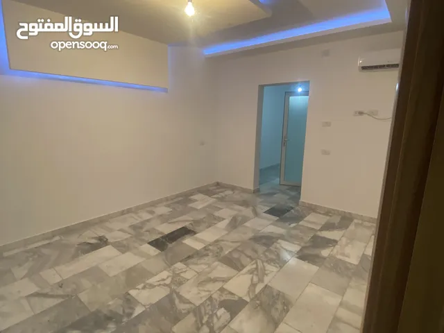 220 m2 4 Bedrooms Apartments for Rent in Tripoli Al-Serraj