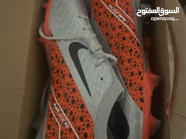 43 Sport Shoes in Northern Governorate