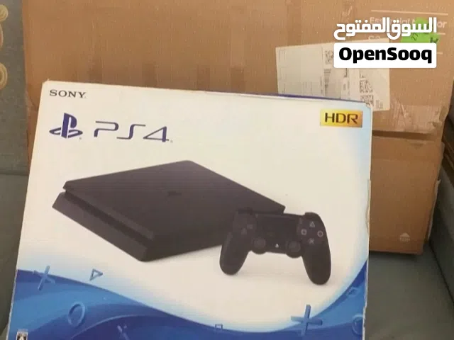 سوني 4 ياباني  بحالة ممتازه واستخدام  خفيف