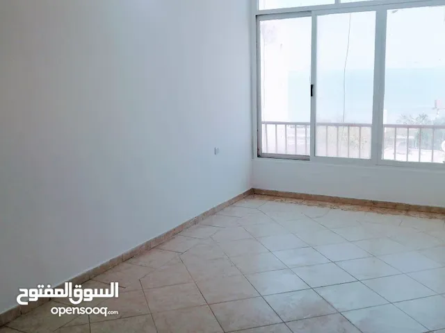 61 m2 1 Bedroom Apartments for Rent in Hawally Shaab