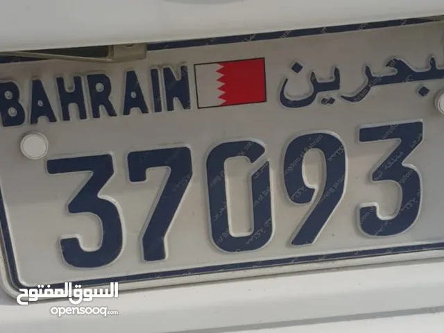 رقم خماسي 37093 شامل رسوم التملك