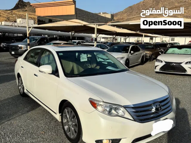 2012 Toyota Avalon SE Plus