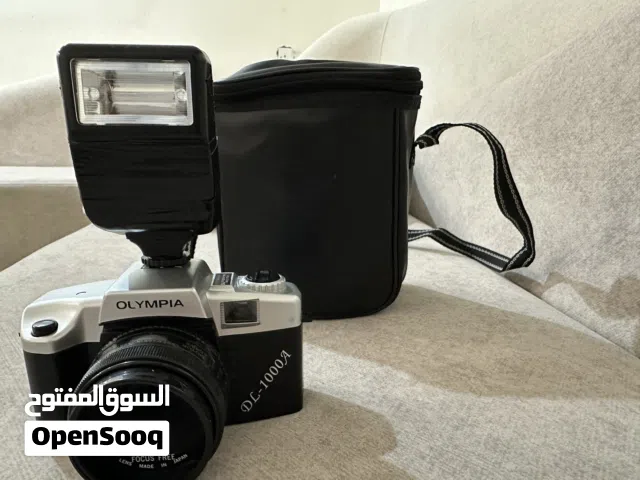 كاميرا قديمه من ماركة أولومبيا