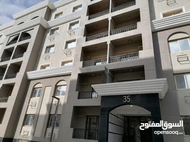 178 m2 3 Bedrooms Apartments for Sale in Cairo El-Andalos