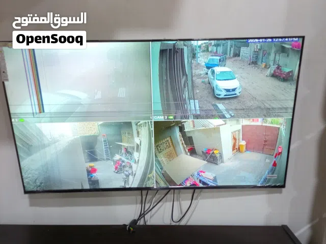 شاش جديد استخدام شهر واحد بس الطفله كسرة الشاشه تشتغل بس بيها خطوط ام النت الشاشه السعر 200 وبيها مج