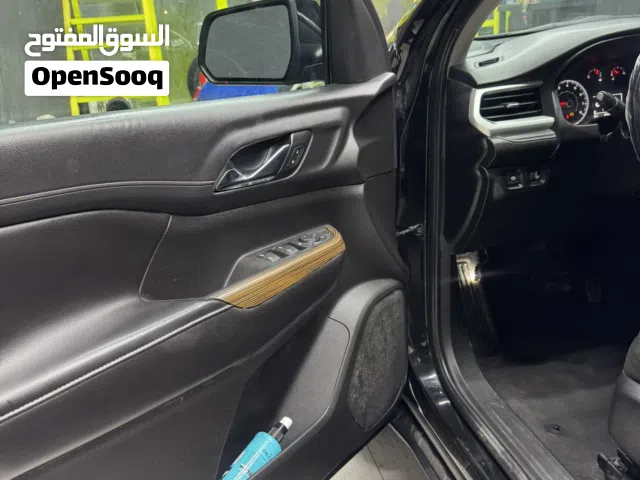 Used GMC Acadia in Maysan