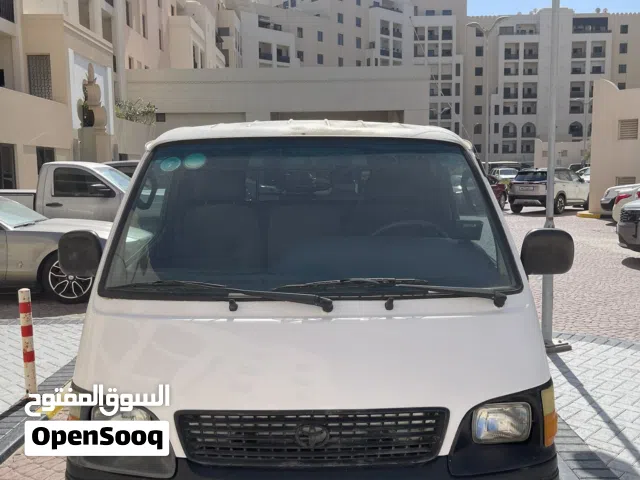2004 Toyota Hiace Cargo