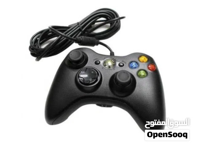 يد XBOX 360 مع شاحن وبطارية للبيع