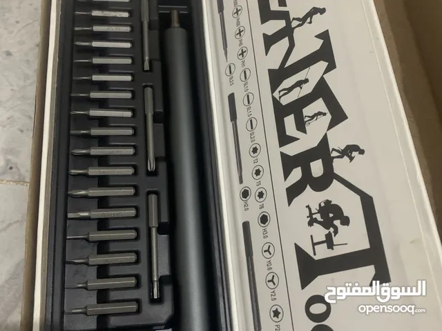دسميس مفك كهربائي قابل للشحن صغير