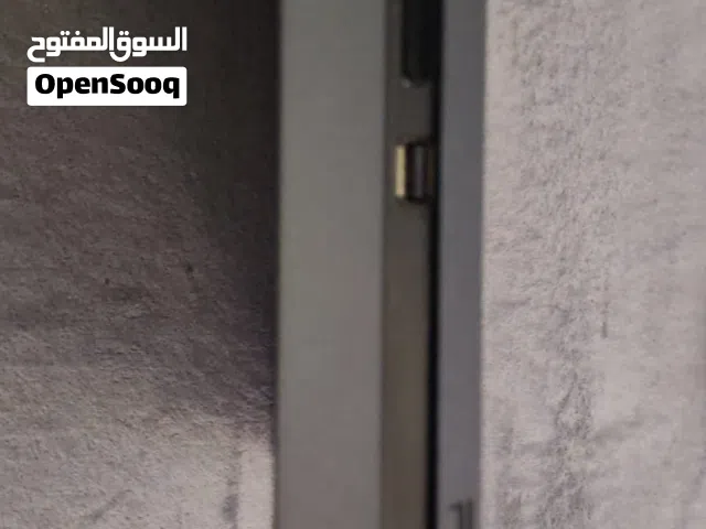 Ps4/silm (850)   واستعامل شهر مع يدتين و شريطين قابل لي تفاوض