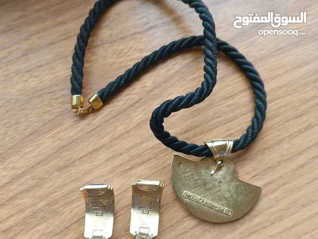 عقد مطلي بالذهب عيار 24
