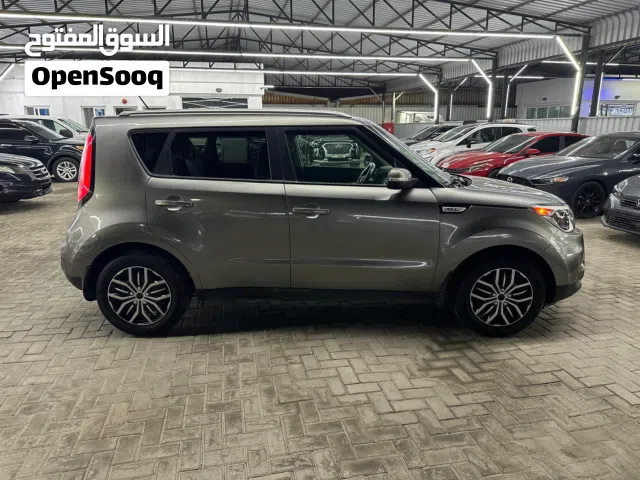Kia Soul EX 2018 – Accident-Free – ready for your great family just test then drive