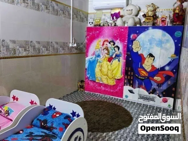 بيت تجاوز على شارع القائد
