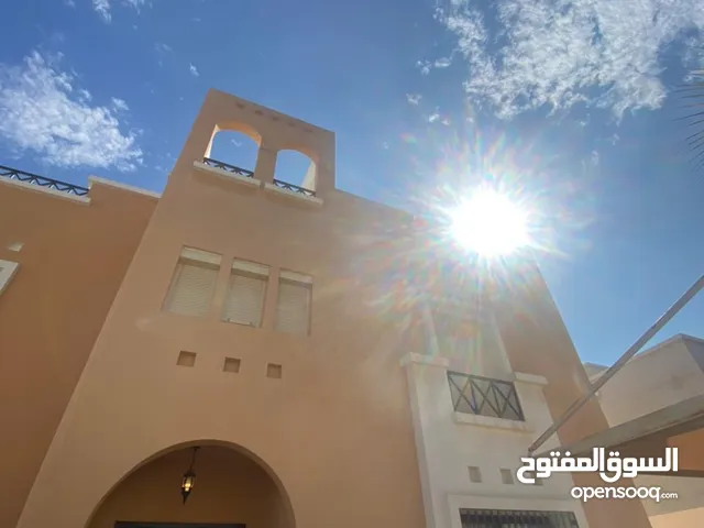 1500 m2 4 Bedrooms Villa for Sale in Jeddah Asfan
