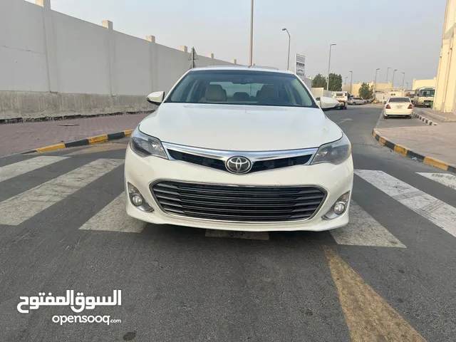 تــــويـــوتا أفالــــون   LIMITEDموديل 2013خليجى مواصفات خليجيةفتحةبصمة داخلية وخارجية بحالة ممتازة