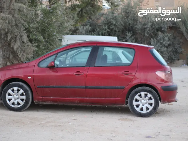 بيجو للبيع موديل 2005