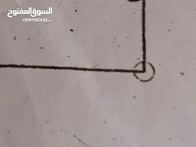 قطعة أرض حجة، على شارع 6 متر ودخلة 4 متر، واصلها كهرباء، قريبة من منتزهات الأمانة