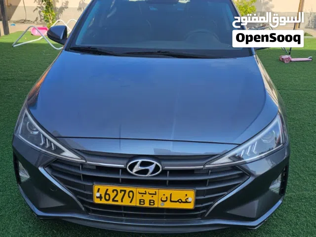 للبيع هايونداي افانتي نظيفه جداً تسجيل جديد