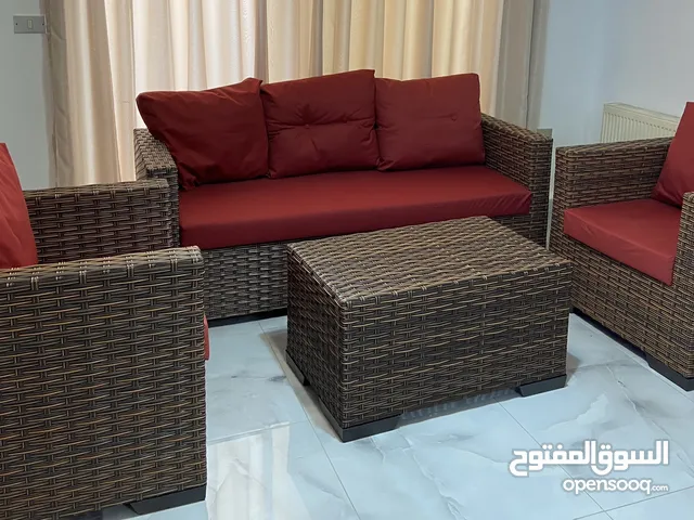 للبيع طقم راتان نوعية ممتازة وبحالة جيدة