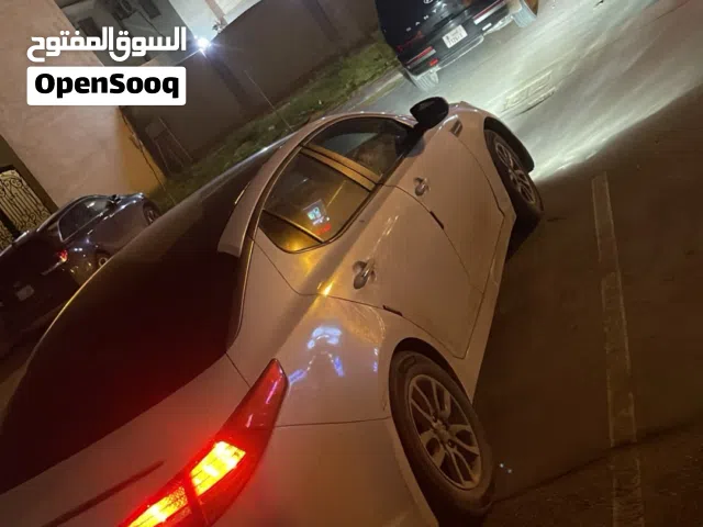 Used Kia K5 in Benghazi