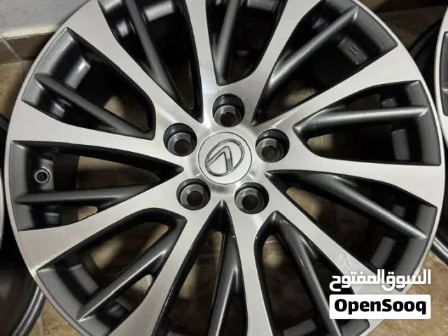 مطلووووووب جنط نفس اللي بالصوره بسعر معقول