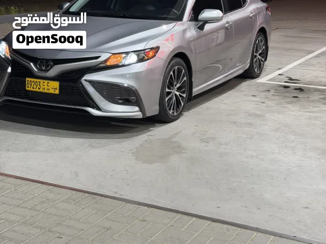 2019 تويوتا كامري SE