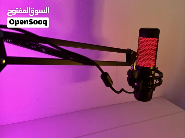 HyperX QuadCast USB Microphone - Black/Red with microphone boom arm